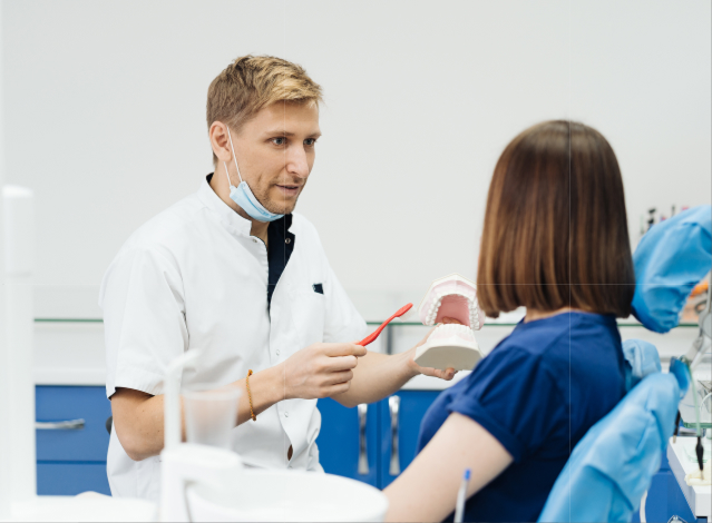 https://1dent.mooore.sk/wp-content/uploads/2025/06/prevencia-a-poradenstvo-detail-1dent.jpg